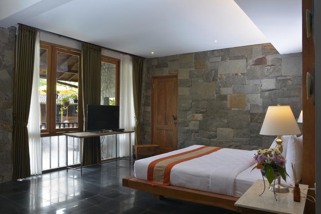 Warisan Heritage Boutique Hotel Solo Buitenkant foto
