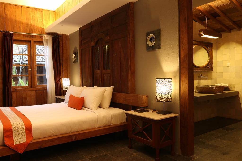 Warisan Heritage Boutique Hotel Solo Buitenkant foto