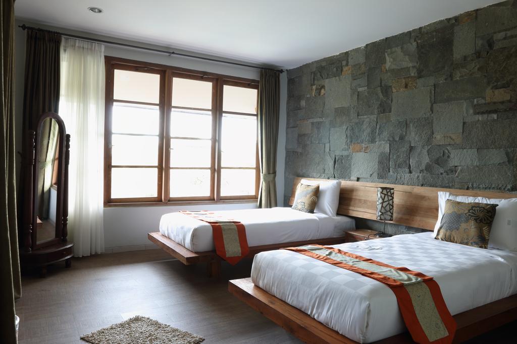 Warisan Heritage Boutique Hotel Solo Buitenkant foto