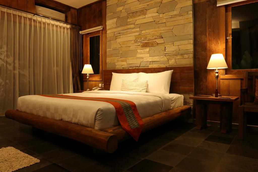 Warisan Heritage Boutique Hotel Solo Buitenkant foto