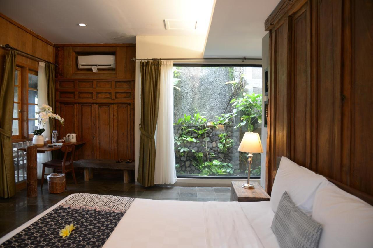Warisan Heritage Boutique Hotel Solo Buitenkant foto