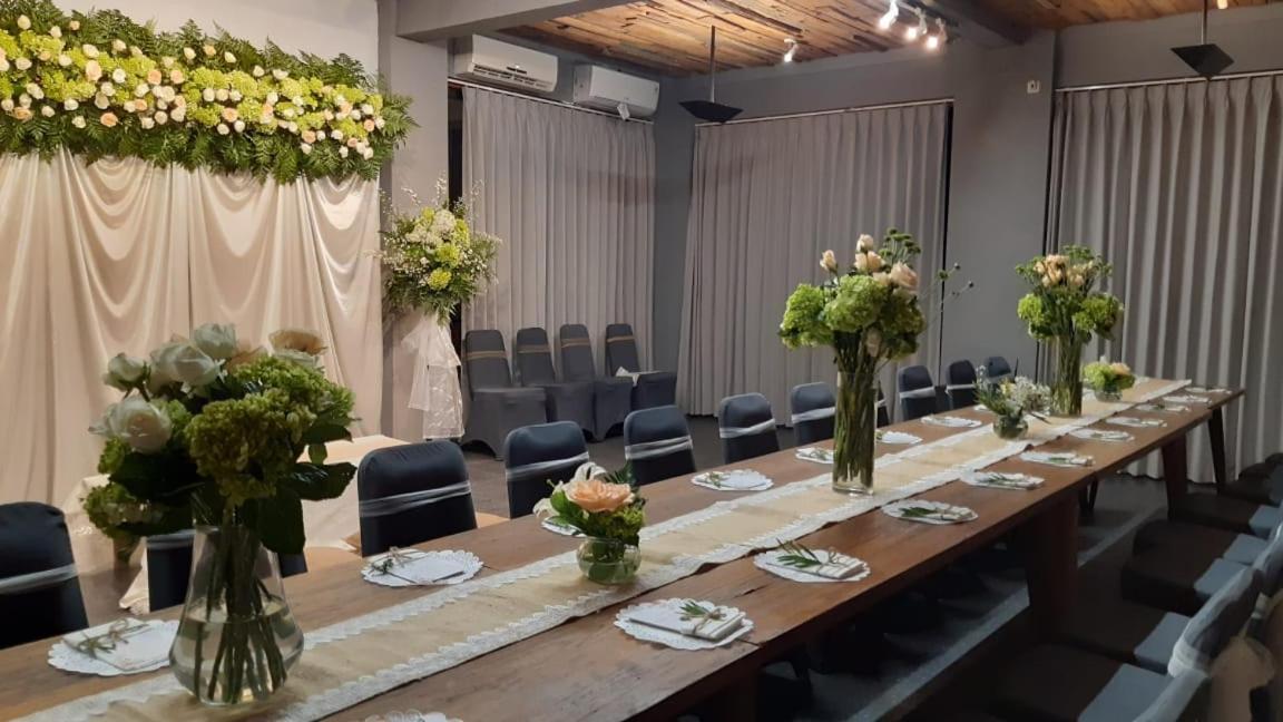 Warisan Heritage Boutique Hotel Solo Buitenkant foto