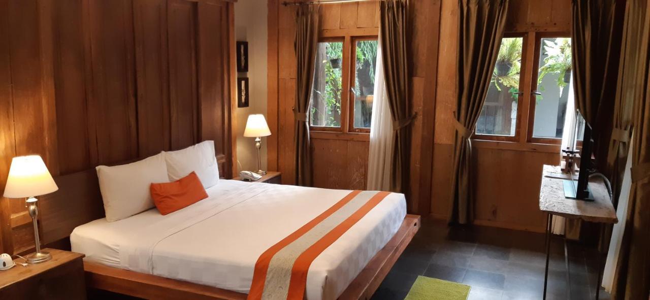Warisan Heritage Boutique Hotel Solo Buitenkant foto